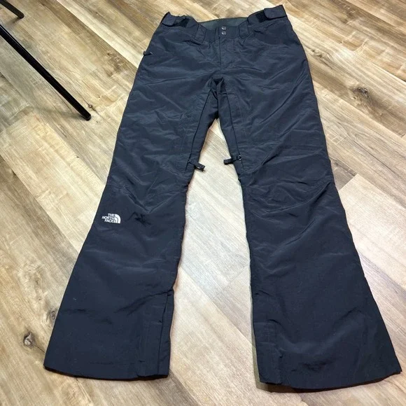 The North Face women's HyVent waterproof insulated snow/ski pants Size Small - Picture 2 of 16